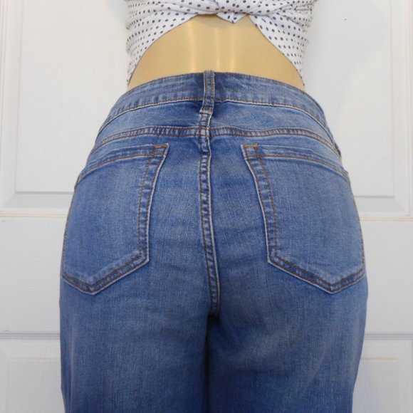🌸SOLD🌸 TORRID JEANS Size 12 Boyfriend Denim - Picture 5 of 14
